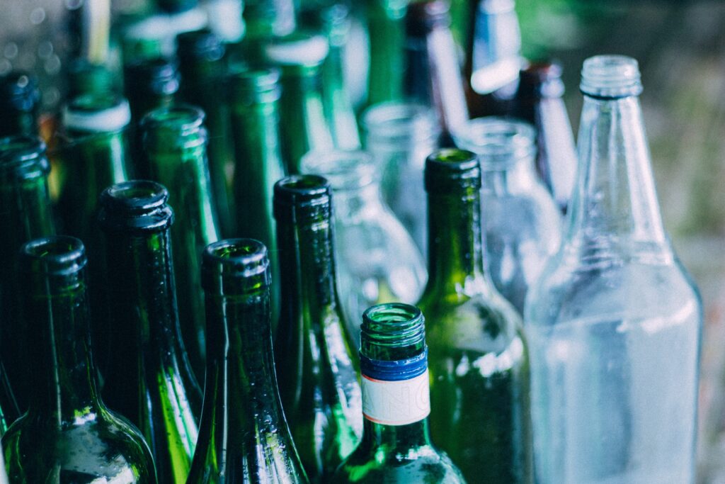 What are the benefits of glass recycling?